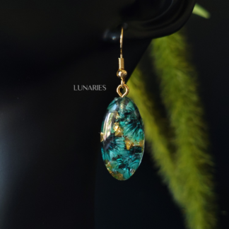 Oval Earrings with Teal Dried Flowers